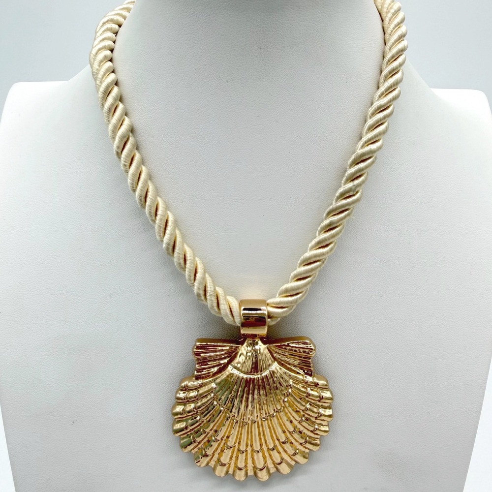 Vintage Gold Tone Seashell Pendant Necklace Satin Rope Coastal Statement